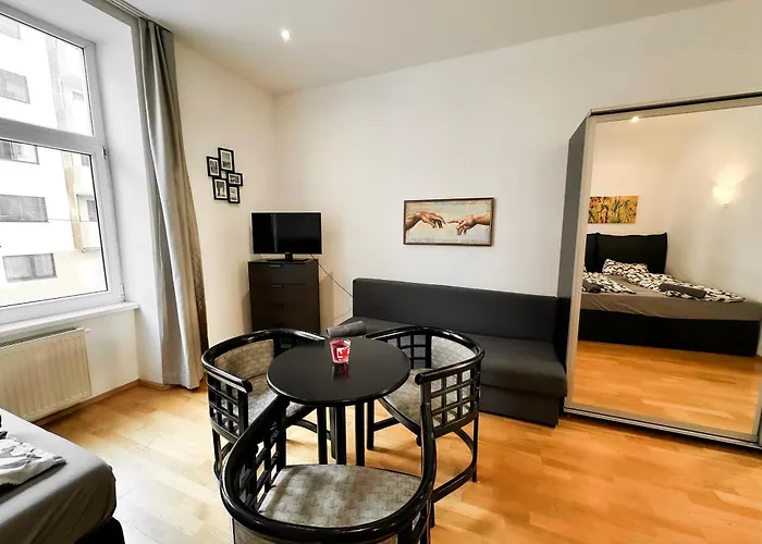 Cozy Rooms In Brigittenau Area Mm10